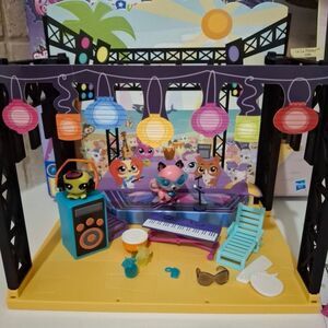 Hasbro LPS Showtime Surfside Concert La La Pinkley & Biba Ballyhoo Toys R Us Exc